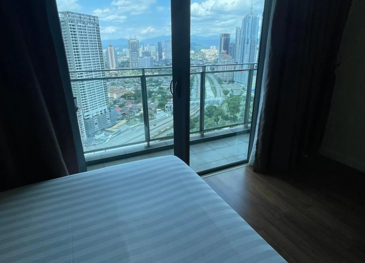 Holiday At Klcc Mercu Summer Suites 吉隆坡